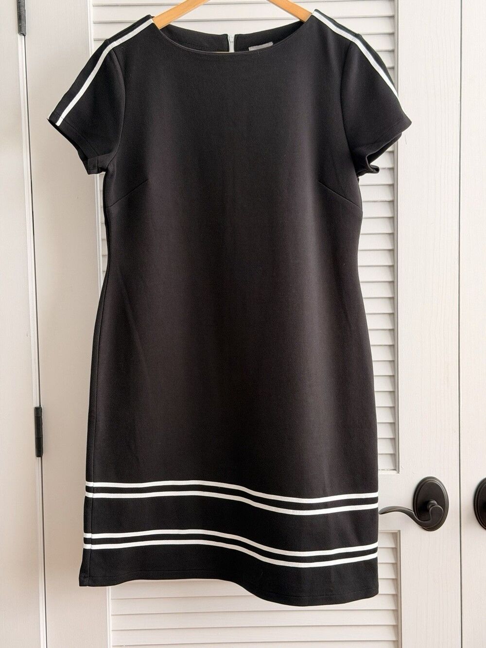 NWT T by Talbots Black White Stripe Shift Dress Size M Short Sleeve Stretch